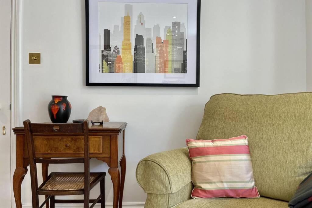 Lavender Apartment - Spacious Apartment Close To The Beach Deal Exteriér fotografie